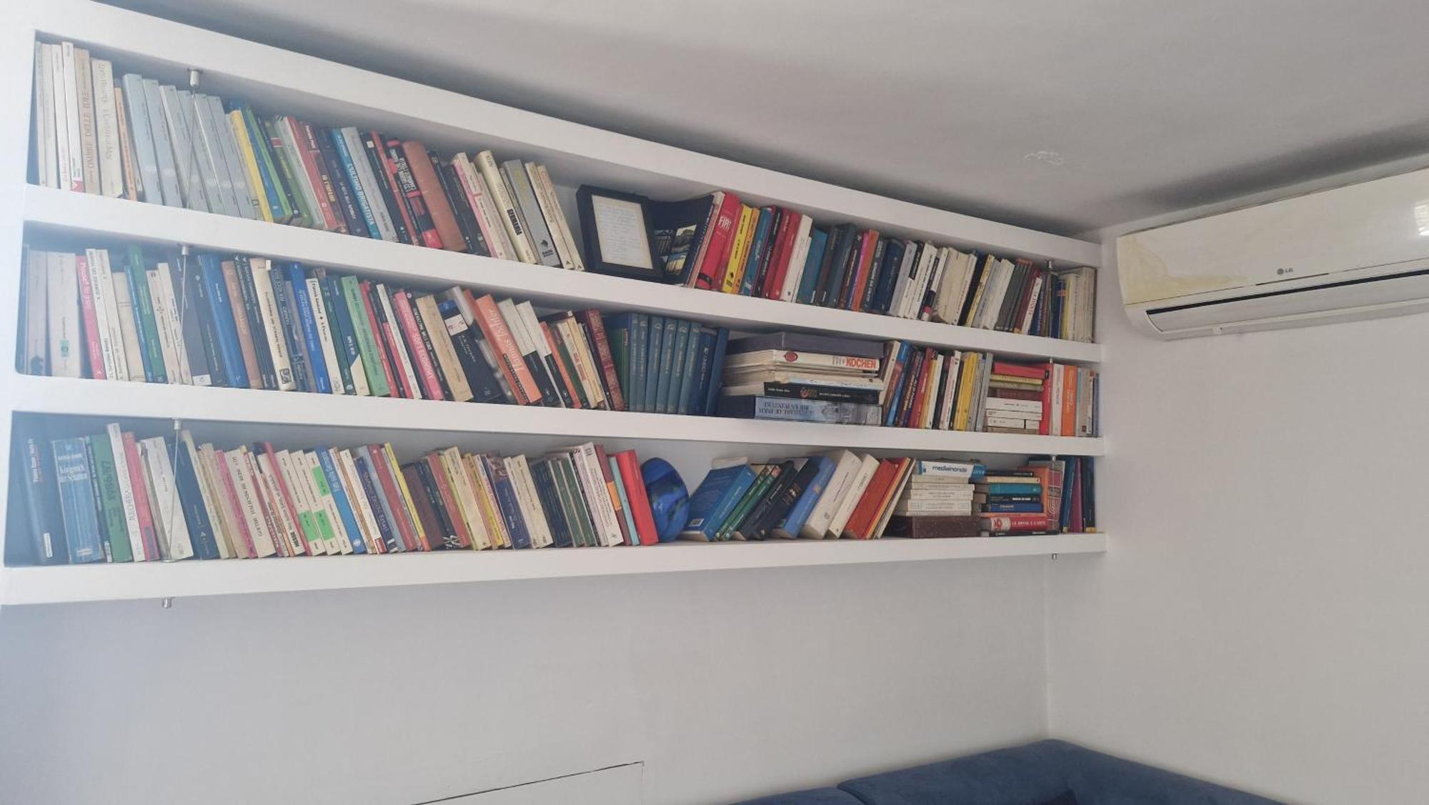 Casa Di Libri - Delizioso Appartamento A 10 Min Da Trastevere Roma Eksteriør bilde
